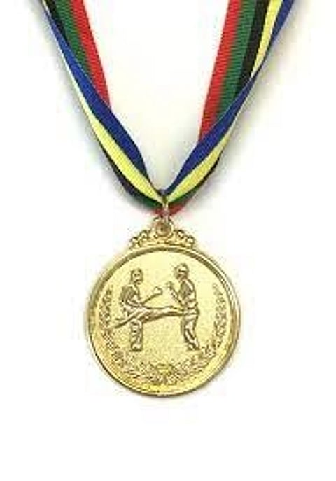 काव्याश्री छेत्री ने त्रिभुवन राष्ट्रीय कराटे चैंपियनशिप में जीते स्वर्ण पदक