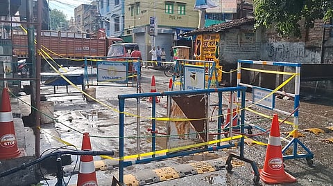 घटनास्थल पर पुलिस की घेराबंदी