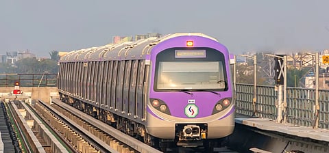 सावधान ! कोलकाता मेट्रो में अब यह करने पर देना पड़ेगा जुर्माना