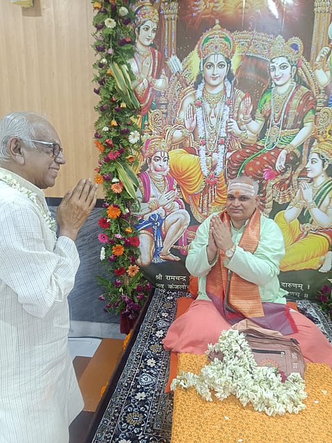 संवाद ही सबसे उत्तम साधन है - आचार्य भारतभूषण