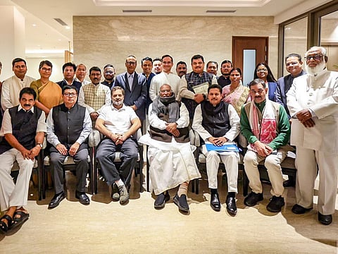 खरगे, राहुल ने असम कांग्रेस के नेताओं के साथ की बैठक, चुनावी रणनीति पर चर्चा