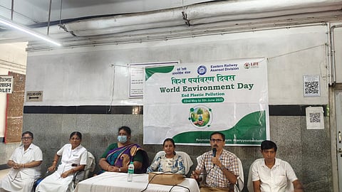 आसनसोल मंडल में चलाया जा रहा प्लास्टिक प्रदूषण के खिलाफ जागरूकता अभियान