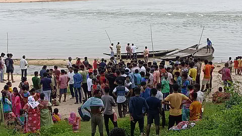 बुदबुद स्थित रणडीहा डैम में नहाने गये तीन किशोर नदी में डूबे, एक का शव बरामद