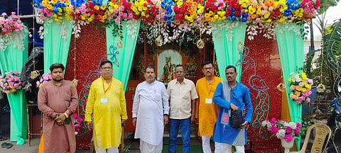 मंदिर के स्थापना दिवस पर भंडारे का आयोजन