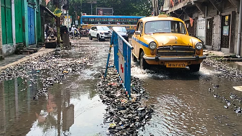 kolkata, road, condition, waterlogged