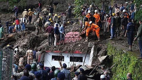 प्राकृतिक आपदाओं को लेकर भाजपा ने प्रधानमंत्री से क्षतिग्रस्त बुनियादी ढांचे को बहाल करने की मांग