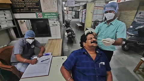 देश में कोरोना के 6800 सक्रिय मामले, 68 मौतें