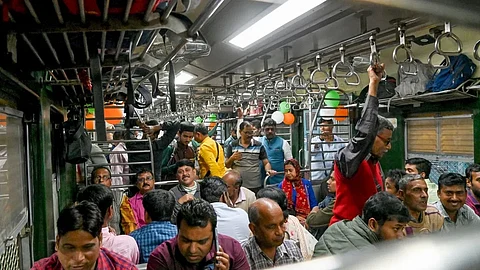kolkata, railway, train, passengers