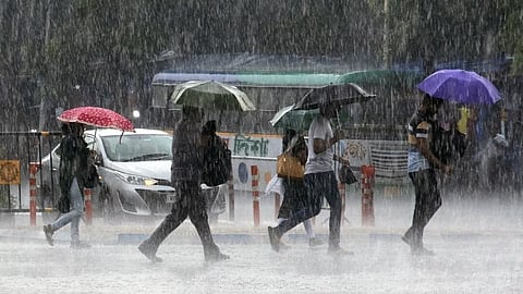 कोलकाता में इस हफ्ते बारिश लोगों को दे सकती है गर्मी से आराम