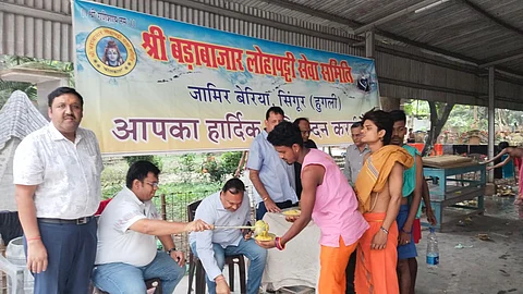 श्री बड़ाबाजार लोहा पट्टी सेवा समिति के सेवा शिविर की तस्वीर