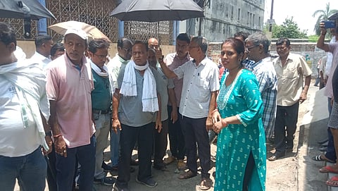 पूर्व विधायक व एडीडीए उपाध्यक्ष ने पाइप लाइन के कार्य का किया शुभारंभ