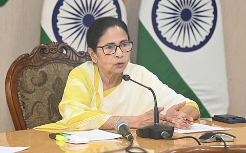 आपदाओं की श्रृंखला से स्तब्ध हूं : ममता