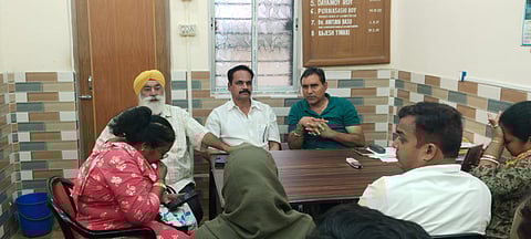 जानकारी देते बोरो चेयरमैन राजेश तिवारी