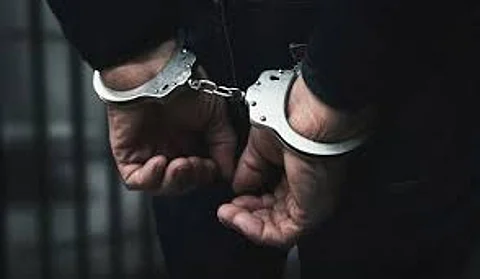 नारकेलडांगा में सट्टा खेलने के आरोप में तीन गिरफ्तार