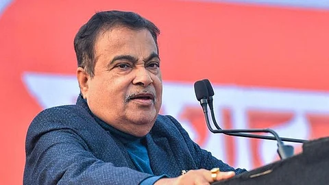 गडकरी ने कहा : ‘ पिक्चर’ अभी बाकी है