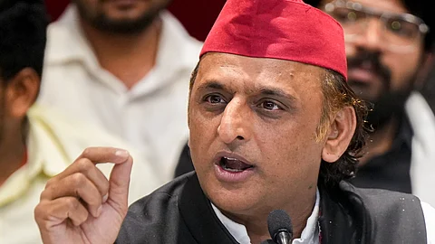 अखिलेश यादव