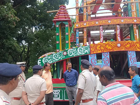 एसपी ने गुप्तीपाड़ा रथ यात्रा स्थल का निरीक्षण किया