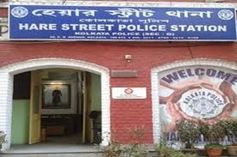 मजिस्ट्रेट के फर्जी ऑर्डर लेकर पहुंंचे थे लालबाजार, तीन गिरफ्तार