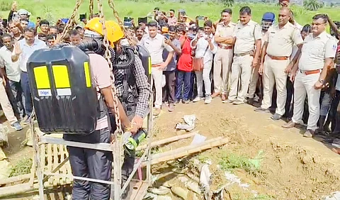 अवैध खदान में कोयला काटने उतरे दो लोगों की धंसान से मौत, मचा हड़कंप