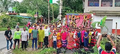 हूल दिवस मनाने के दौरान ली गई तस्वीर