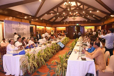 सिक्किम के पर्यटन के सर्वांगीण विकास पर जोर