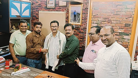 पश्चिम बंग प्रादेशिक मारवाड़ी सम्मेलन आसनसोल शाखा ने डॉक्टरों को किया सम्मानित
