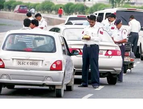 अब बिना बीमा वाहन चलाना पड़ेगा भारी! मोटर अधिनियम की सख्त चेतावनी
