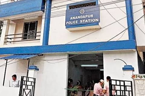आनंदपुर में खाल से व्यक्ति का शव मिला