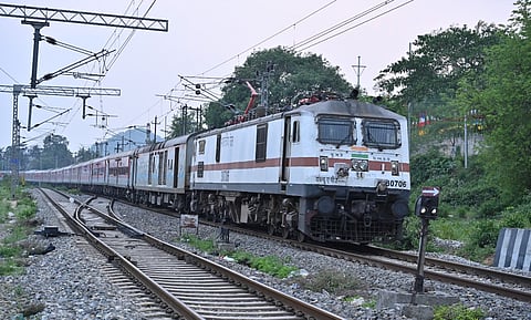 श्रावणी मेला को लेकर चलेंगी स्पेशल ट्रेनें