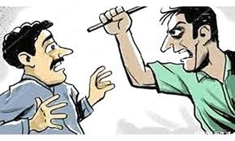 गिरीश पार्क में पार्किंग एजेंट ने युवक से की मारपीट
