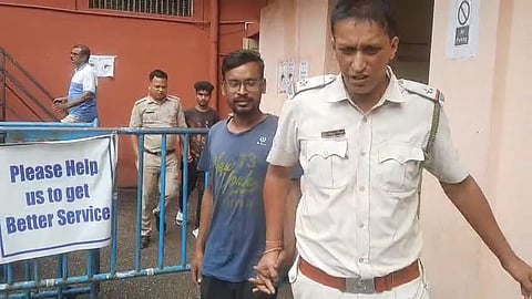 सिलीगुड़ी से पकड़ाया एक बांग्लादेशी नागरिक