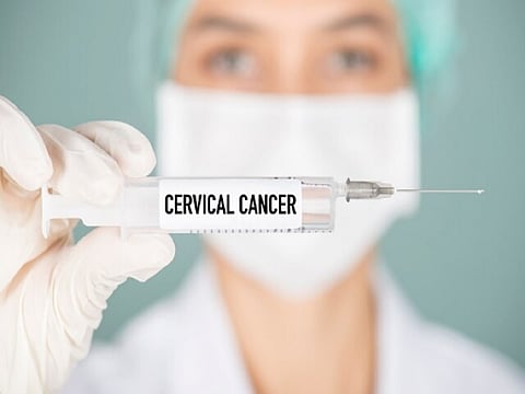 छात्राओं को मुफ्त में सर्वाइकल कैंसर का टीका देने की पहल