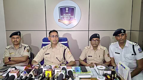 सिलीगुड़ी में एटीएम लूटने वाले 5 में से 3 लुटेरे गिरफ्तार