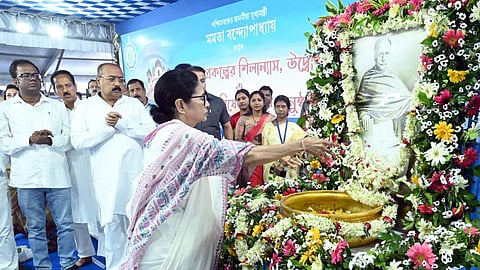 दिल्ली में बांग्लाभाषी महिला को धमकाया गया : ममता