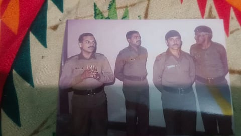 इरशाद शेख का एक पारिवारिक चित्र