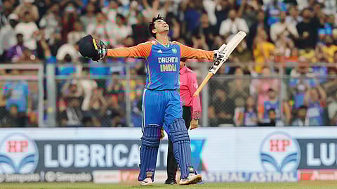 ICC rankings : अभिषेक पहली बार नंबर-1 बल्लेबाज बने