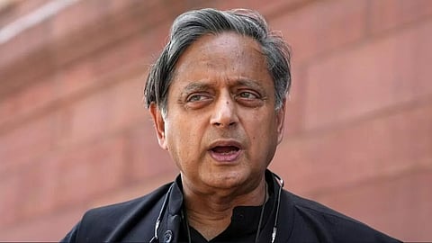शशि थरूर