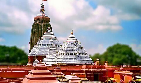 पुरी स्थित विश्वप्रसिद्ध श्री जगन्नाथ मंदिर
