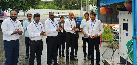 अंडमान वीर सावरकर अंतरराष्ट्रीय हवाई अड्डे में ईवी चार्जिंग स्टेशन का शुभारंभ