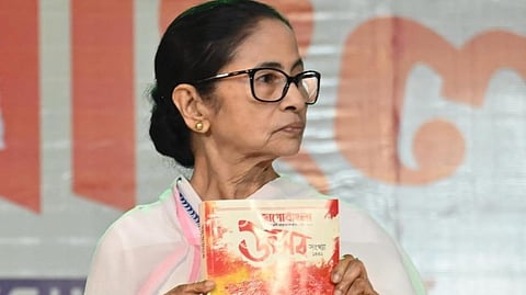 केंद्र जीएसटी दरें घटाने का अनुचित श्रेय ले रहा है