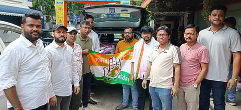 बाढ़ पीड़ितों की मदद में जुटी युवा कांग्रेस