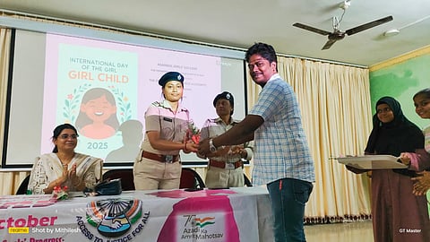 छात्राओं के लिए साइबर क्राइम से बचने और कानूनी जागरूकता कार्यक्रम का आयोजन