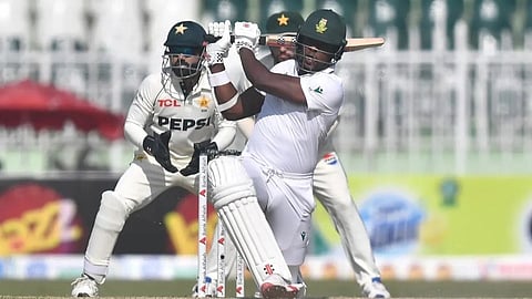 दक्षिण अफ्रीका ने पाकिस्तान पर पहली पारी में बढ़त हासिल की