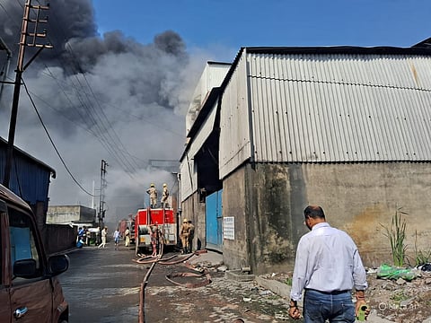 Khardah fire tragedy: Fire continues to rage even after 30 hours, fire brigade engaged in extinguishing 'pocket fire'