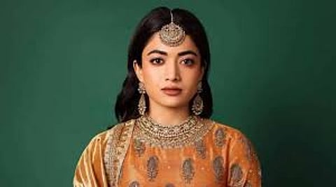 'Thamma' Actress रश्मिका मंदाना और फिल्म जगत ने कुरनूल बस हादसे पर जताया शोक