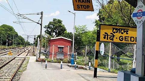 31 Bangladeshi nationals who came to India in search of work returned home through Gede checkpost