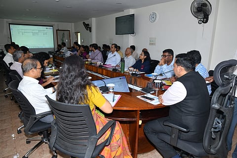 मुख्य सचिव डॉ. चंद्र भूषण कुमार ने ‘भूमि परिवर्तन ऑनलाइन सेवा’ का शुभारंभ करते हुए