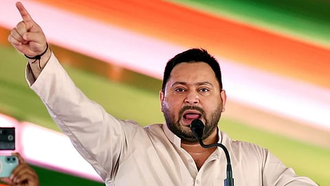 पीएम मोदी पर भड़के तेजस्वी, बोले- प्रधानमंत्री के मुंह से ऐसा शब्द...