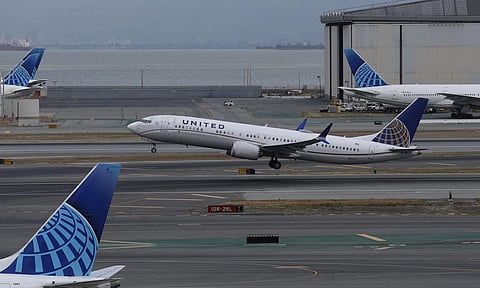 अमेरिका में ‘शटडाउन’ की मार, पहली बार 2,100 उड़ानें रद्द