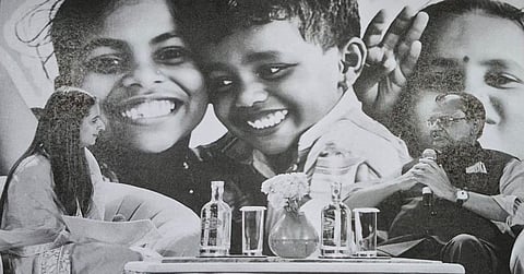 बदलाव के लिए ‘एक शाम’ में जुटे पाँच करोड़